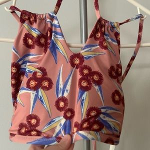 NWT Patagonia Floral Bikini Top